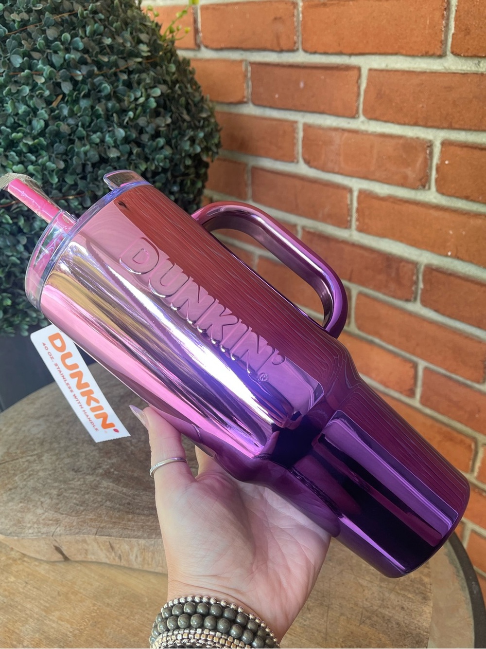New DUNKIN Gradient Metallic Stainless (40oz) XL Tumbler w/Handle Purple Pink